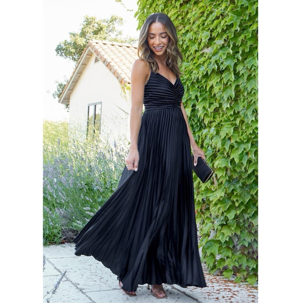 PETAL & PUP Naira Pleated Maxi Dress